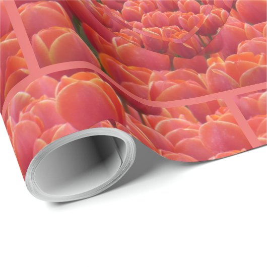 Whitepaper zum Muster von roten Tulips Geschenkpapier (Rolleneckpunkt)