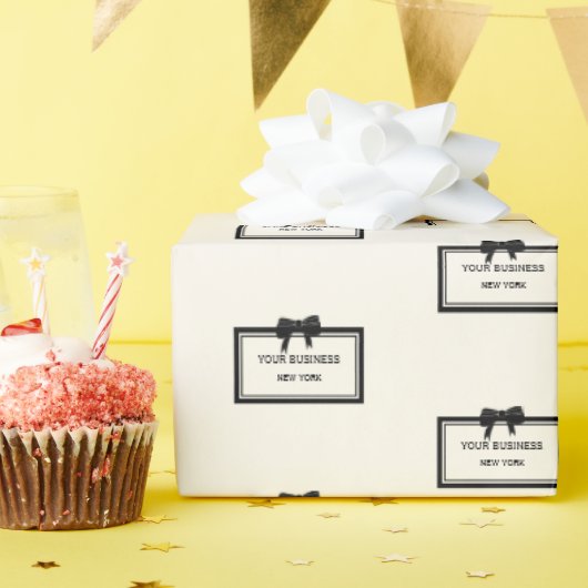 Whitepaper zum Umpacken von Logos für Black Bow Geschenkpapier (Geburtstagsparty)