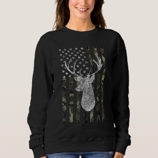 Whitetail Buck Deer Junting American Camouflage US Sweatshirt