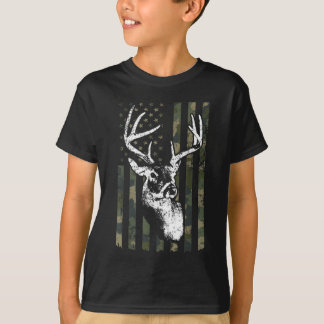 Whitetail Buck Deer Junting USA Camouflage America T-Shirt