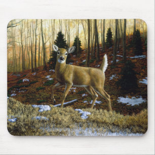 Whitetail Deer im Herbstwald Mousepad