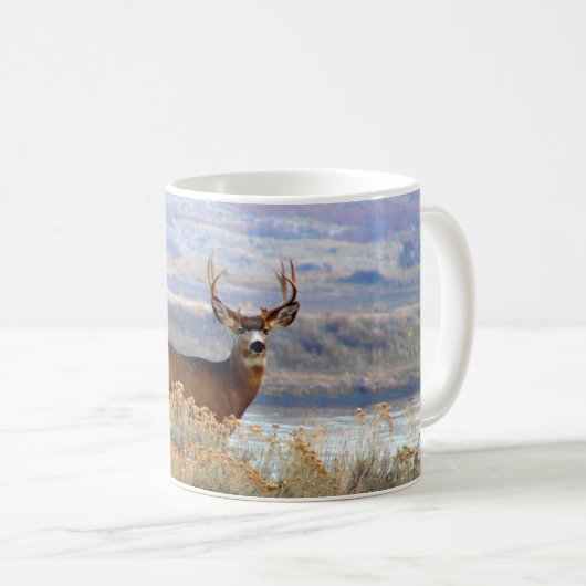 Whitetail-Rotwild durch Columbia River Kaffeetasse (VorderseiteRechts)