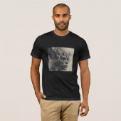🕯️Who’s Fanges Jelses? — Gothic Fine Art T-Shirt (Vorne ganz)