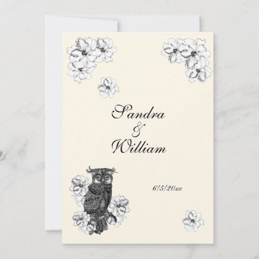 Whoo's Getting Married Cream Wedding Invitation Einladung (Rückseite)