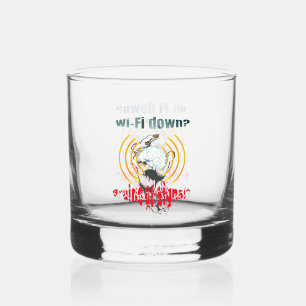 Wi-Fi runter? Gehirn oder Signal? Wi-Fi nach unten Whiskyglas