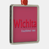 Wichita Established Premium Square Silbernes Ornament (Rechts)