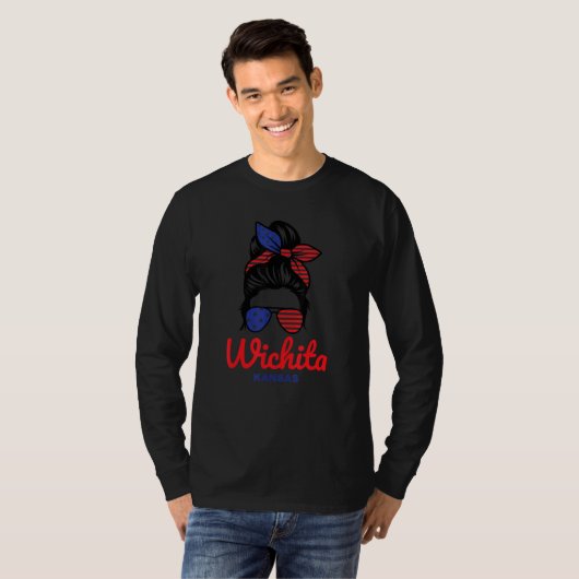 Wichita Kansas Retro Messy Bun T-Shirt (Vorne ganz)