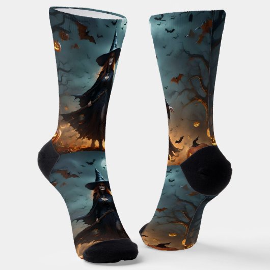 "Wickte Nacht: Beängstigende Halloween-Hexe und ih Socken (Gewinkelt)