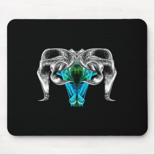 Widder – Feuer inmitten der Sterne Mousepad