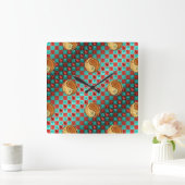 Widder & Holzhund Quadratische Wanduhr (Zuhause)