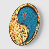 Widder & Wasserpferd Große Wanduhr (Winkel)