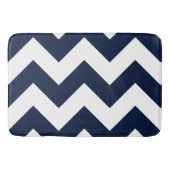 Wide Zigzag Muster Dark Blue & White Badematte (Vorderseite)