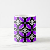 Widergespiegelter Celtic (Flutterby lila) Kaffeetasse (Mittel)
