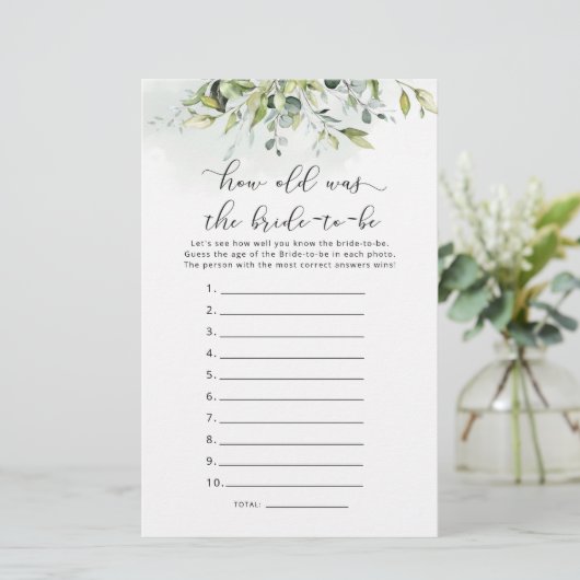 Wie alt war das zukünftige Spiel? (Stehend Vorderseite)