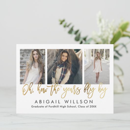 "Wie die Jahre fliegen" Gold Script Graduation Par Einladung (Stehend Vorderseite)