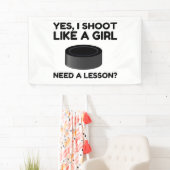 WIE EIN GIRL-HOLZ BANNER (Insitu)