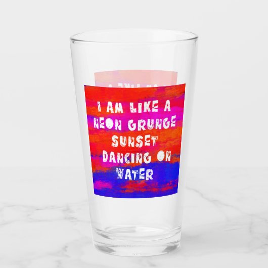 wie ein Neongrunge-Sonnenuntergang auf Wasserglas Glas (Vorderseite)