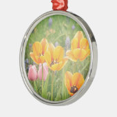 Wie ein schönes Stillleben Silbernes Ornament (Links)