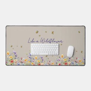 Wie eine Wildblume Wildblume mit Schmetterling Schreibtischunterlage
