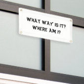 Wie ist es, wo bin ich? banner (Äußeres Gebäude)