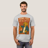 "WIE MACHST DU?" Dog on Couch Pop Culture T - Shir T-Shirt (Vorne ganz)