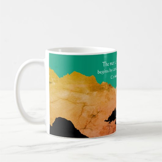 Wie man ein Gebirgskonfuzius-Philosophie-Zitat bew Kaffeetasse (Links)