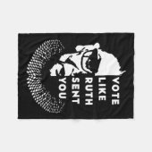 Wie Ruth Sent You - Feminist Fleecedecke (Vorderseite (Horizontal))