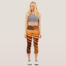 Wie Tiger Streifen auf diesen Capri-Leggings
