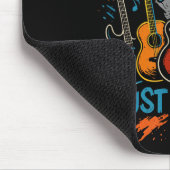 Wie viele Gitarren braucht ein Gitarrenspieler_ Mousepad (Ecke)