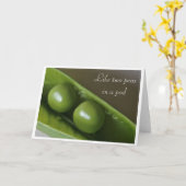 Wie zwei Erbsen in einer Hülsen-Karte Karte (Gelbe Blume)