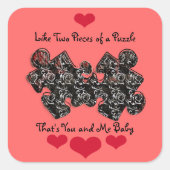 Wie zwei Puzzleteile Quadratischer Aufkleber (Vorderseite)