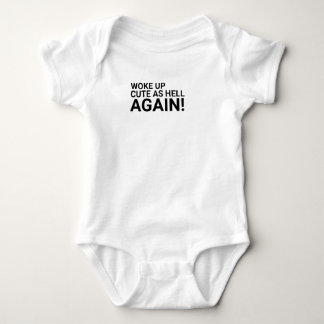 Wieder niedlich als Hölle Geweckt, Baby auf der Na Strampler