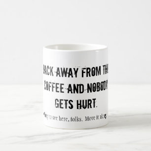 WIEDER VOM KAFFEE ENTFERNT UND NIEMAND HURT... KAFFEETASSE