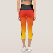 Wiederholen Sie den Sunset Background für Sleep. Capri Leggings (Rückseite)