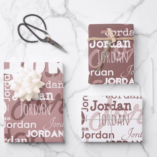 Wiederholter Name Mauve Dusty Rose White Modern Geschenkpapier Set (Vorderseite)