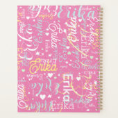 Wiederholter Name und Herz Romantik Planer (Rückseite)
