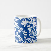 Wiederholtes Muster für blaue und weiße Flora Kaffeetasse (VorderseiteRechts)