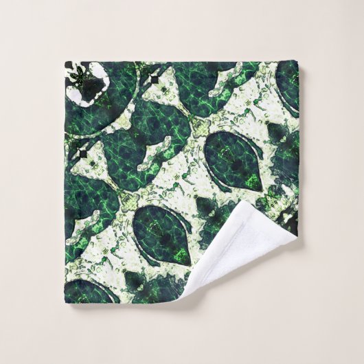 Wiederholtes raues Smaragdgrün unter weißer Textur Badhandtuch Set (Waschlappen)