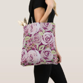 Wiederholung der gemusterten Tasche (Von Nahem)