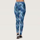 Wiederholung des gebogenen, blauen Hammerglas Leggings (Rückseite)