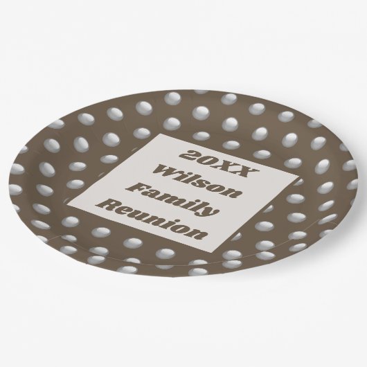 Wiedersehen Elegante Silver Polka Dot Pattern Pappteller (Schrägansicht)