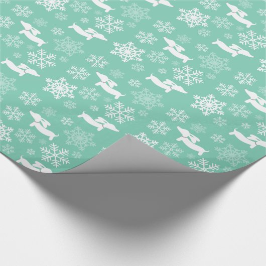 Wiener Dog Snowflake Christmas Wrapping Paper Geschenkpapier (Ecke)