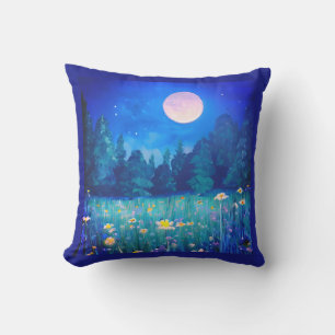 Wiese und Wald unter Vollmond Kissen