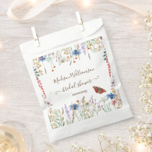 Wiesenfalter-Hochzeitsdusche mit Wildblumen Geschenktütchen