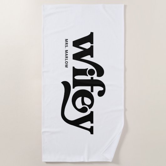 Wifey Black and White Newlywed Bridge Strandtuch (Vorderseite)