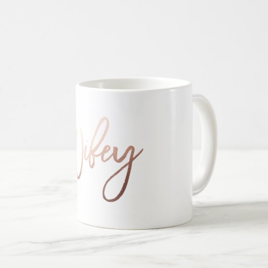 WIFEY //COFEE TASSE (VorderseiteRechts)