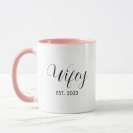 Wifey Elegant Black Script White Women Tasse