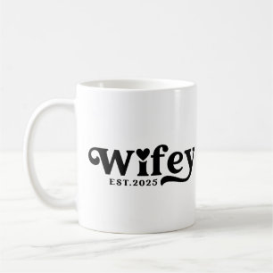 Wifey Est 2025 Kaffeetasse