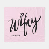 Wifey fleece blanket gift with personalized name (Vorderseite (Horizontal))