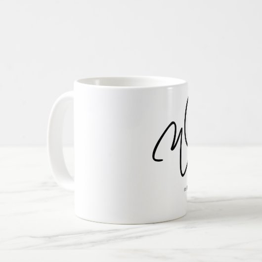 Wifey im extravaganten Schriftart mit Datum Kaffeetasse (Vorderseite Links)